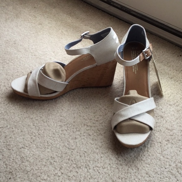 TOMS Sienna Natural Yarn Dye Wedges Size 12 - Picture 1 of 4